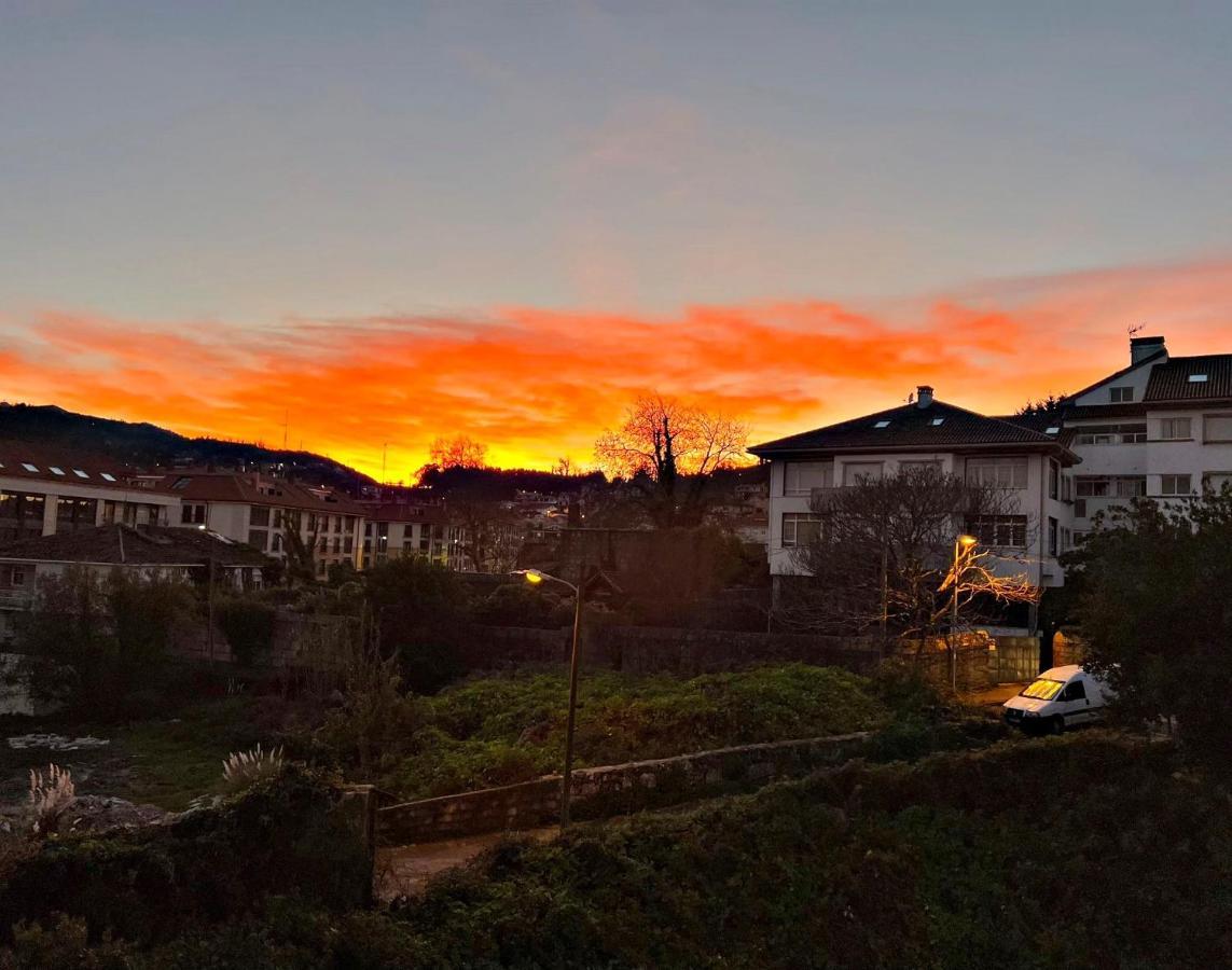 Holibai, Amodino, Agradable Y Hogareno Apto Con Parking, Baiona Exterior foto